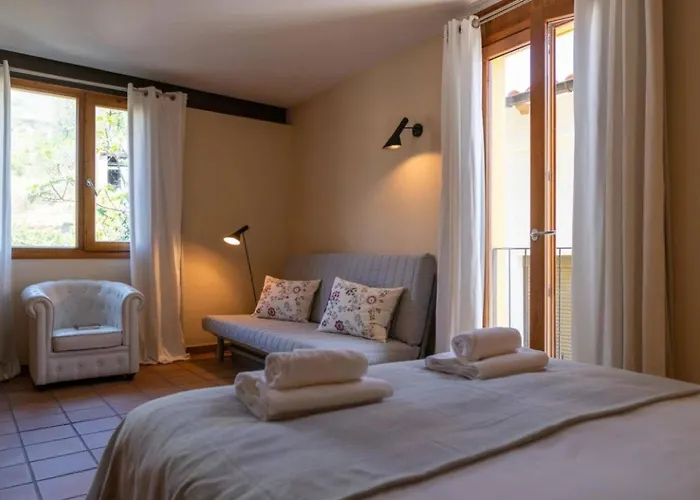 Casa Rural La Vera, Terraza Con Barbacoa Y Vistas A La Sierra * Talaveruela