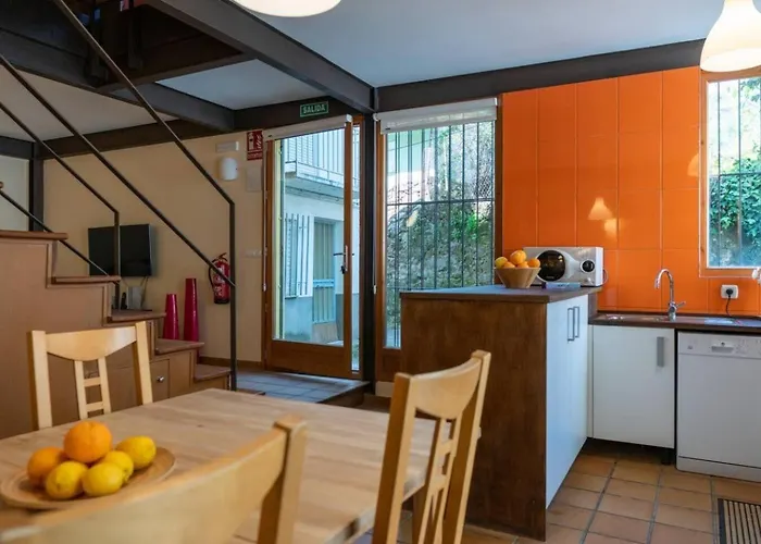 Casa Rural La Vera, Terraza Con Barbacoa Y Vistas A La Sierra Talaveruela